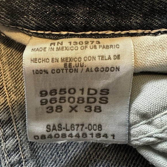 Wrangler Classic Straight Fit  38x38 Men’s Jean Lot of 2 - Picture 4 of 9